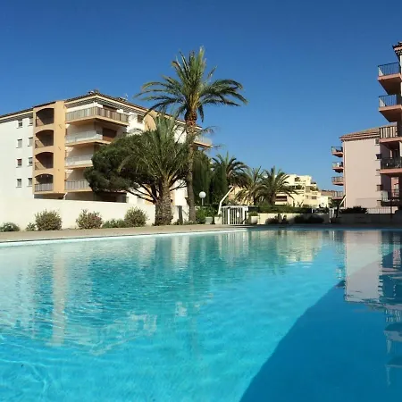 Apartment Avec Piscine, Parking Et Terrasse A - Fr-1-226-420 *