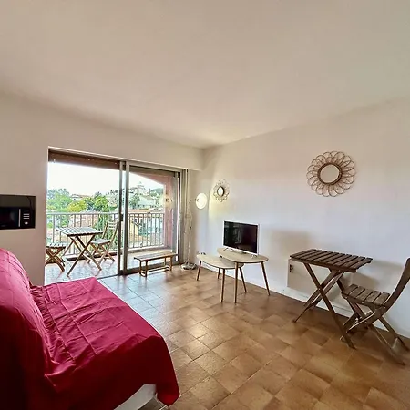 Apartment Avec Piscine, Parking Et Terrasse A - Fr-1-226-420 *